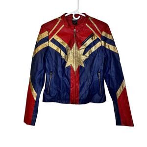 Captain Marvel Her Universe Star Red Zip NWOT Faux Leather PU Women US M Jacket